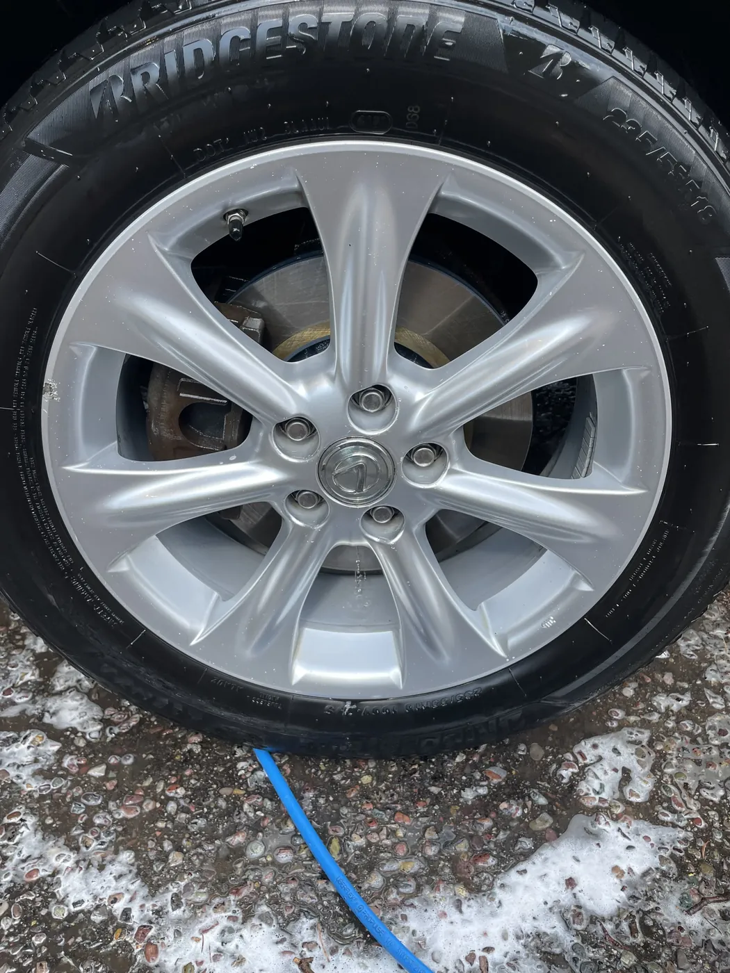 Cleaned alloy wheel after detailing