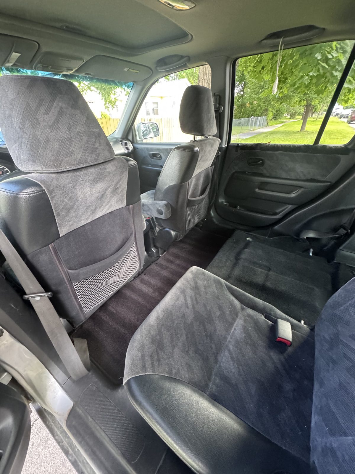 Cleaned rear seating in Nissan Pathfinder interior detail